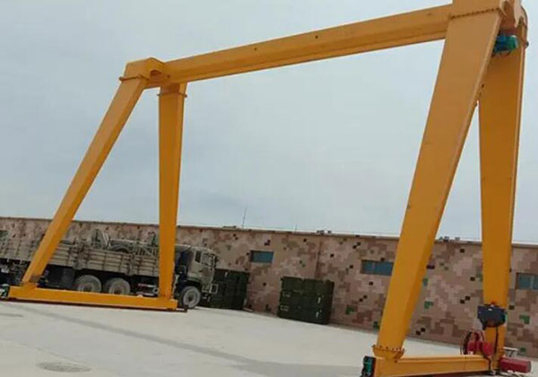 山東濟寧包箱式龍門吊現(xiàn)場使用案例