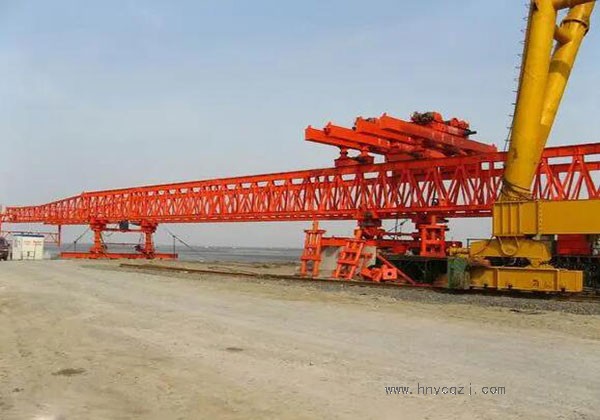 橋梁架橋機租賃廠家：專業(yè)設備，高效服務