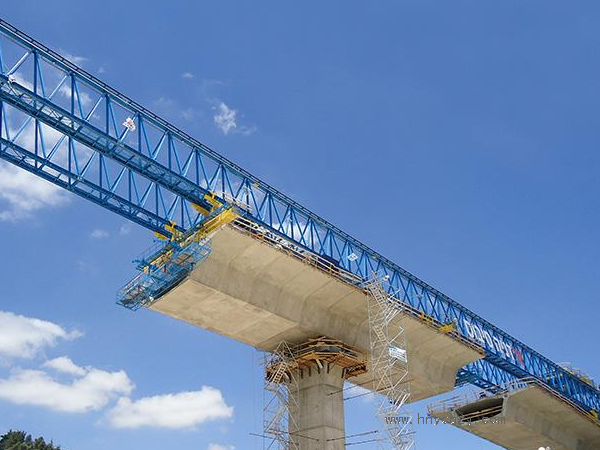 購(gòu)買(mǎi)多臺(tái)50噸架橋機(jī)會(huì)有折扣嗎？怎樣爭(zhēng)取更多優(yōu)惠？