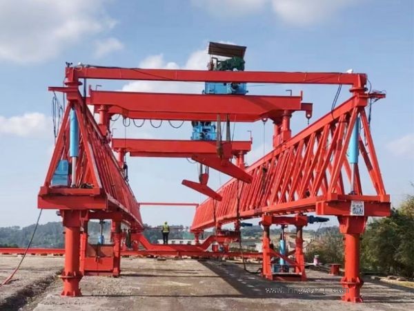 1000噸架橋機(jī)的價格與設(shè)備保修期限的關(guān)系？